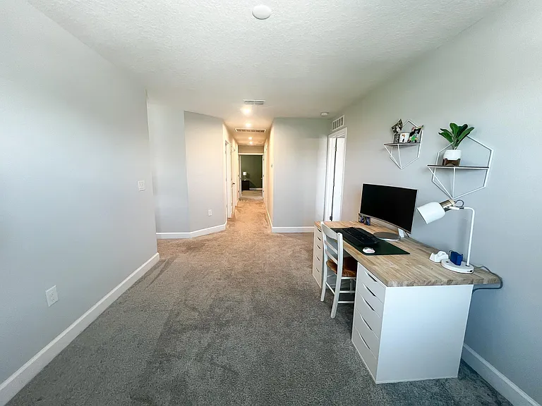 1585 Chelsea Manor Cir — Photo 15