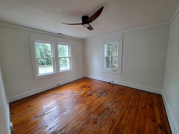 4th image of 950 Liberty Church Rd