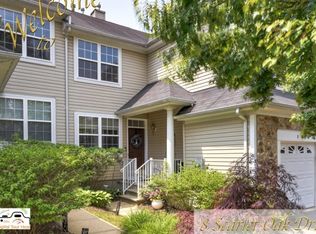 8 Scarlet Oak Dr, Princeton, NJ