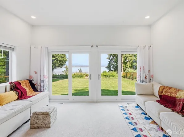 108 N Livingston Bay Road, Camano Island, WA 98282