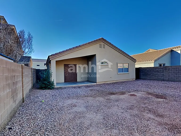 11232 W Pierson St — Photo 20