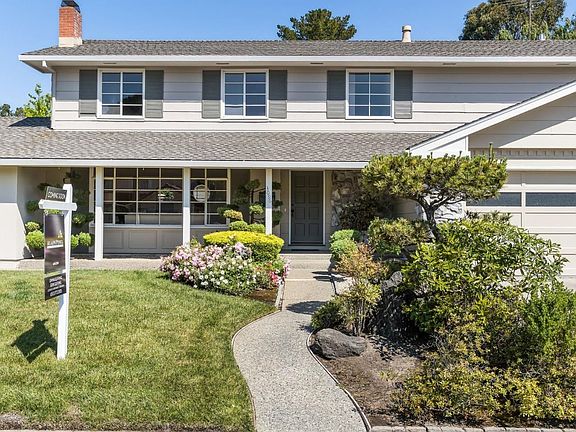 2nd image of 3096 Rivera Dr