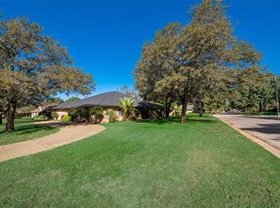 4500 Shady Lake Dr, North Richland Hills, TX 76180