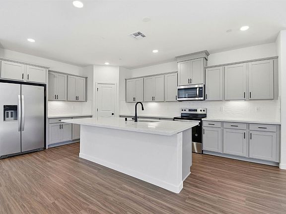 2nd image of 9029 Camino Colegio Road