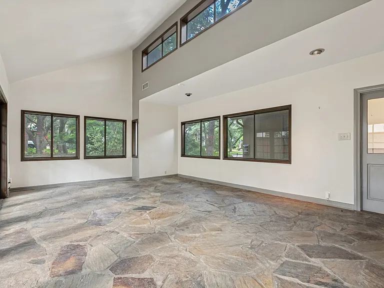 236 Castano Ave — Photo 12