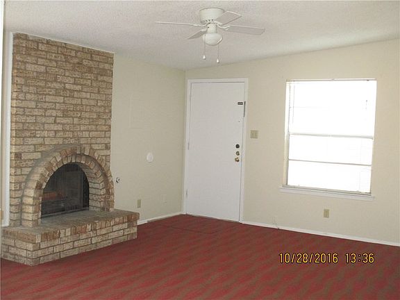 2nd image of 696 White Cliffs Dr APT B