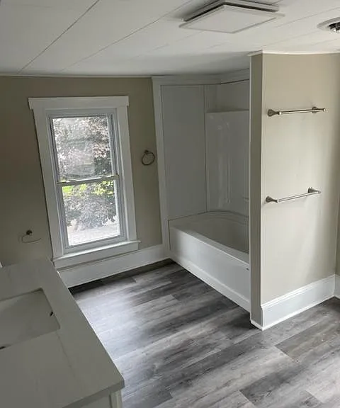 736 Park St — Photo 11