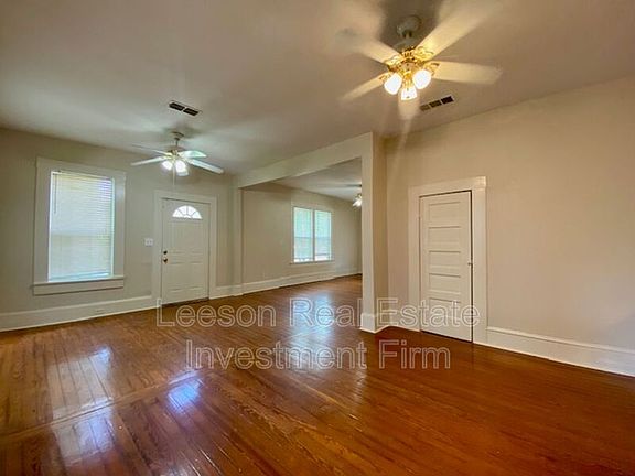 3rd image of 3801 Maryland Ave