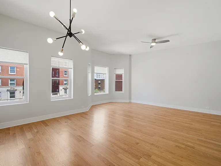 921 W Wilson Ave #3W — Photo 11