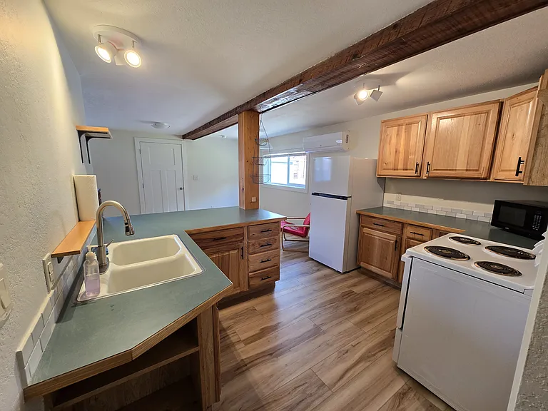 Lots of counter space!