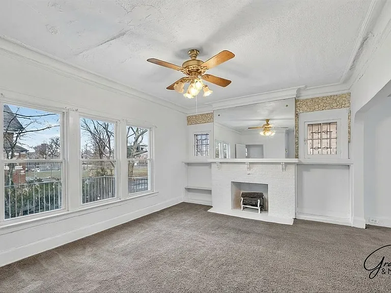 2685 Clairmount St — Photo 3