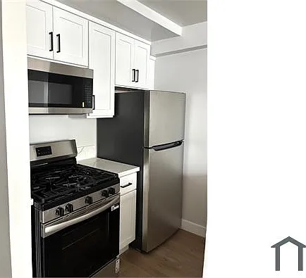1505 S Hoover St #2 — Photo 4