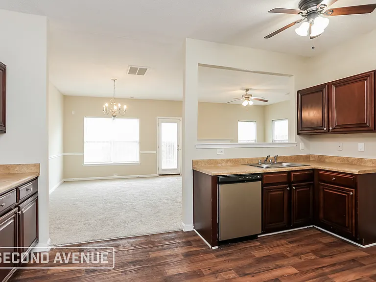 5997 Nile Ct — Photo 10