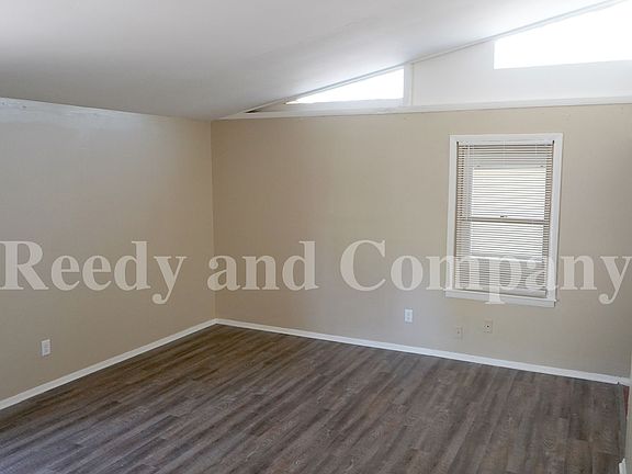 4th image of 1631 Gowan Dr