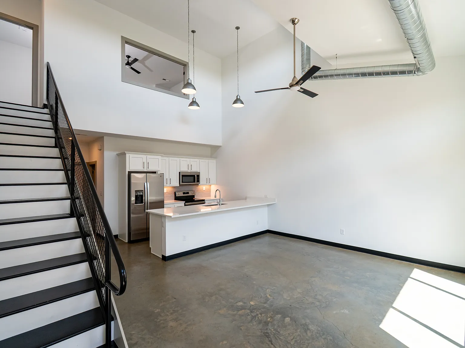 2 bed, 1225 sqft, $1,950 — Photo 2