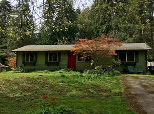 11251 Kallgren Rd NE, Bainbridge Island, WA 98110