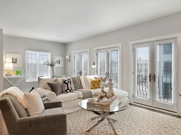 2309 Lyndale Ave S Unit 203, Minneapolis, MN 55405