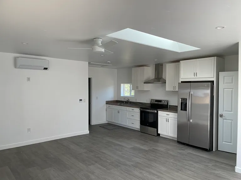 3410 E Highway 41 — Photo 2