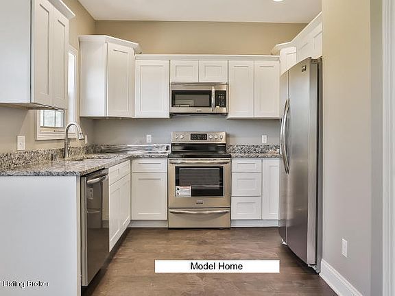 2nd image of 254 Bridlewood Ave