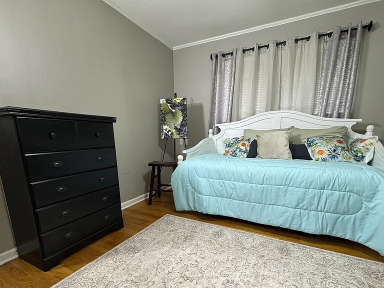 214 Sunny Ln — Photo 25
