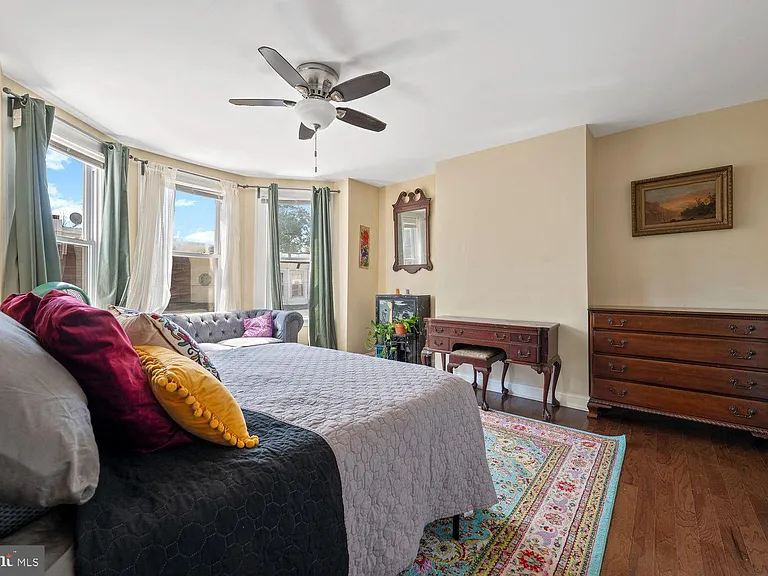 5215 Chancellor St — Photo 12