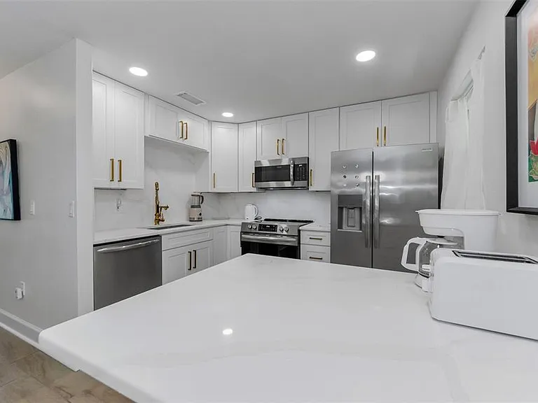 2700 Bayshore Blvd #5210 — Photo 13