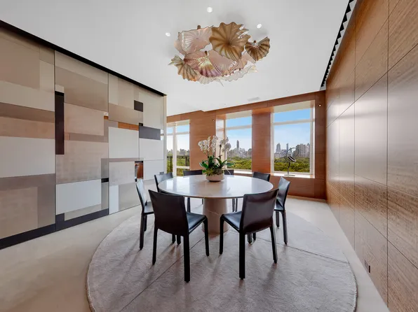 15 Central Park West image 9 of 23