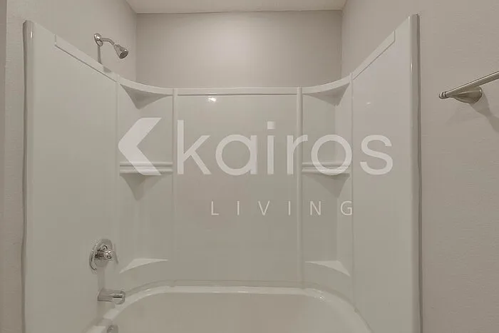 30098 Fedora Cir — Photo 22