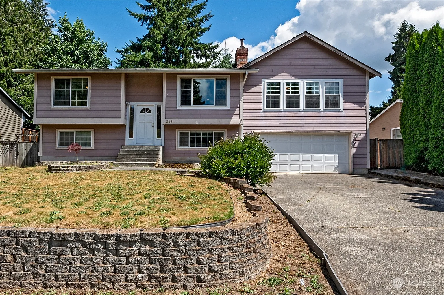 525 210th Street SW photo 1