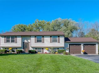 283 Vollmer Pkwy, Rochester, NY 14623