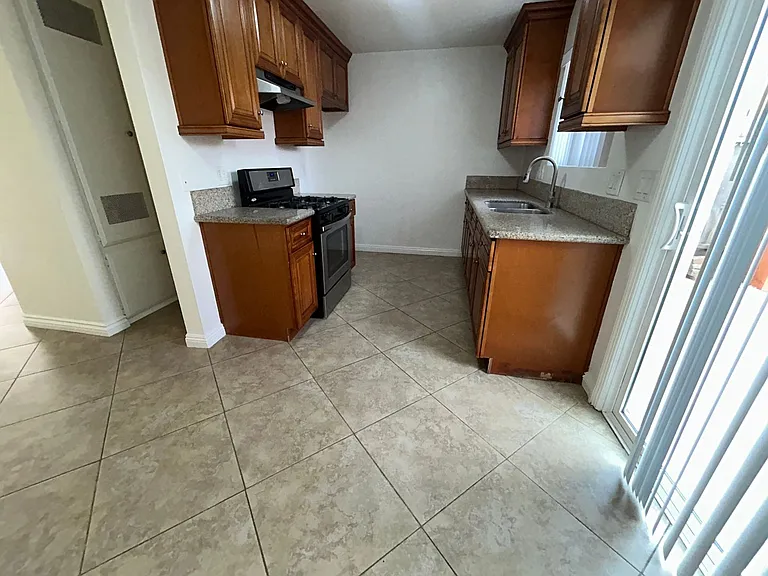 7822 Newman Ave #A — Photo 4
