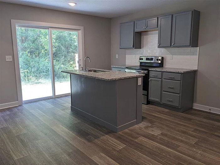 1st image of 1337 N 55th Dr