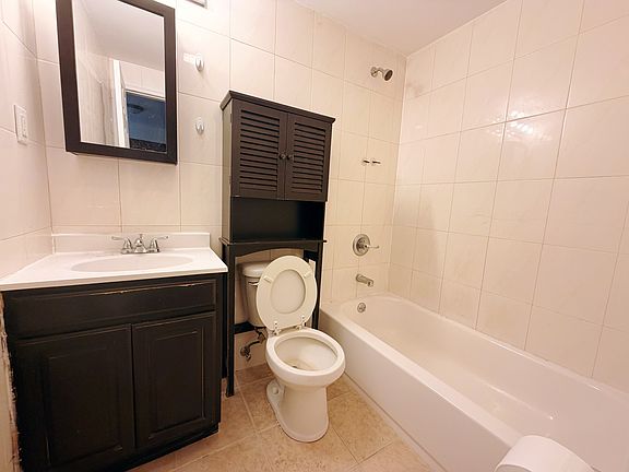 4th image of 11411 Taipei Ct #1
