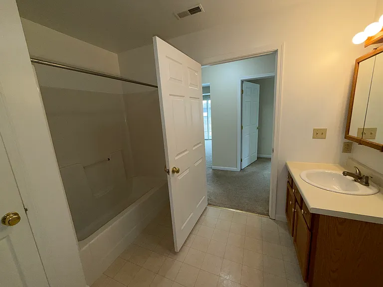 2 Harvey Dr #23 — Photo 4