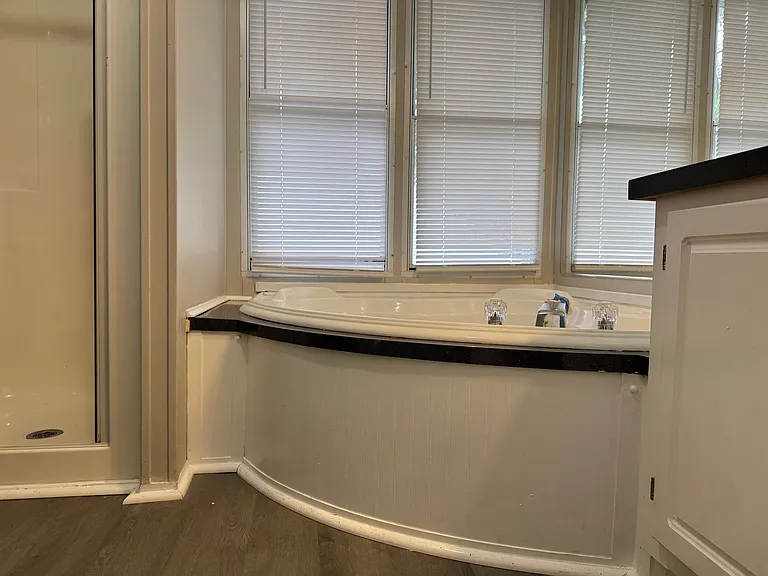 210 White Pine Dr — Photo 14
