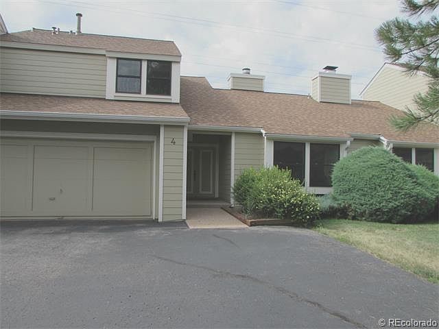 Entry and 2 Car Garage