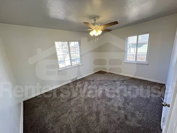 3490 W Tennessee Ave — Photo 9