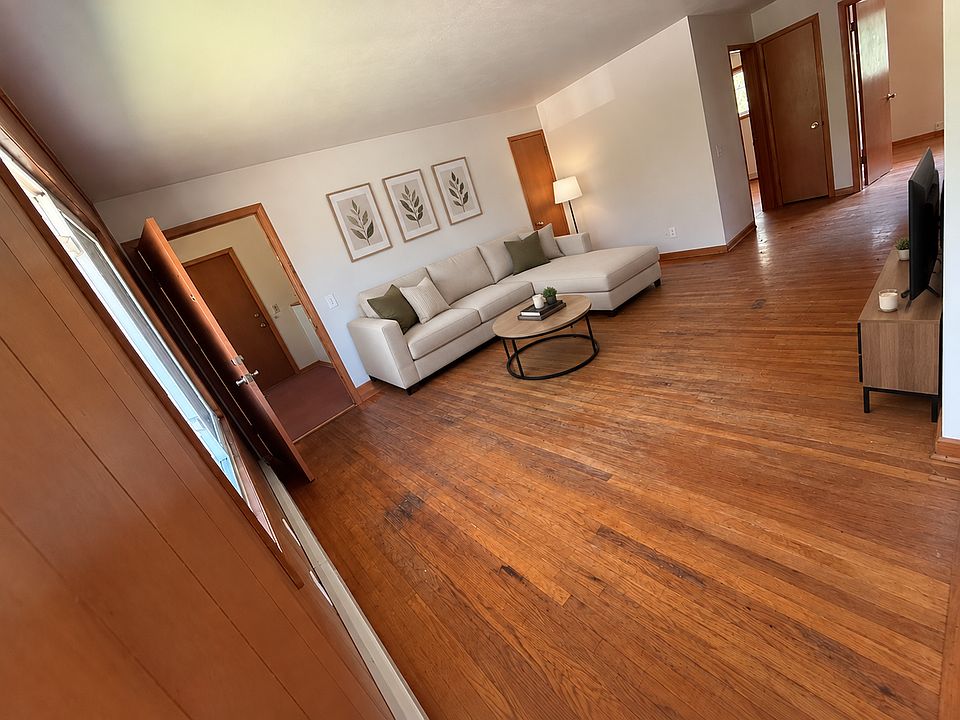 1st image of 1730 3rd St N APT 1-4