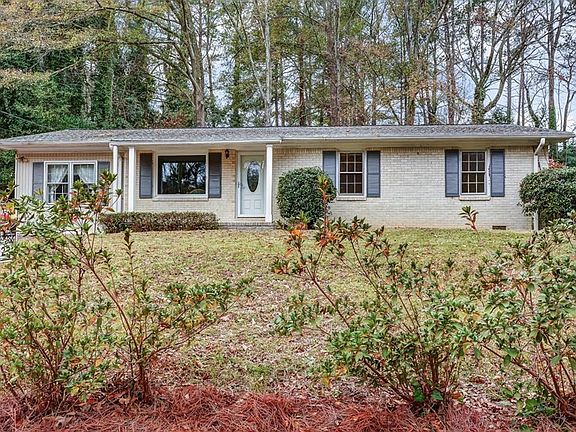 2nd image of 2580 Rolling View Dr SE
