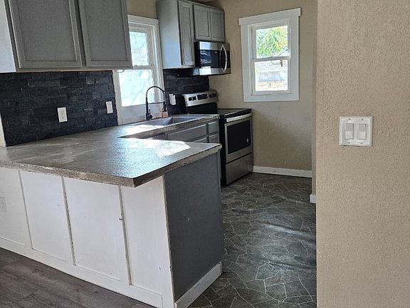 3rd image of 509 Wentworth Ave