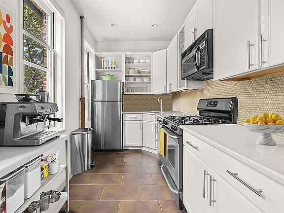 2nd image of 92 Prospect Park W APT 2A