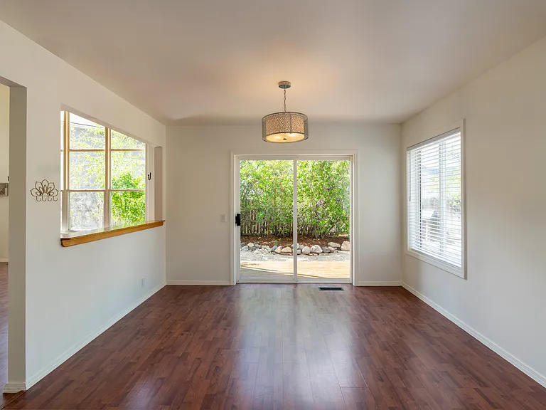 617 Willow Dr — Photo 6