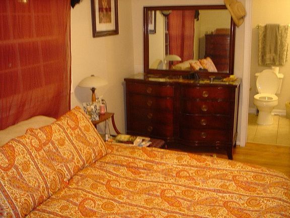 Master bedroom 2