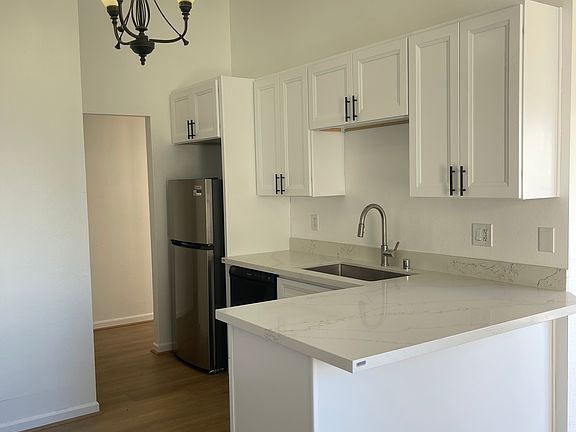 3rd image of 11419 99th Pl NE APT 301