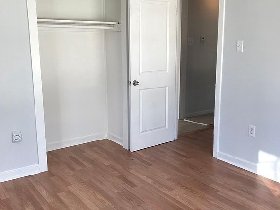 1st bedroom