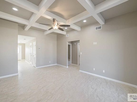 4th image of 2021 W Buena Vista Ave