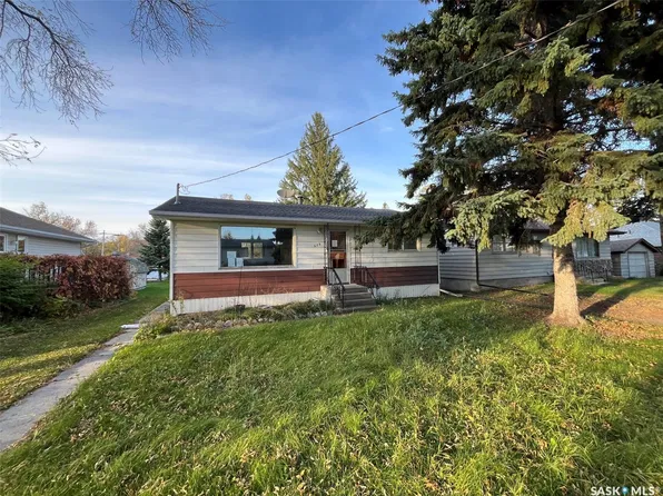 426 Beryl Street, Broadview, SK S0G 0K0