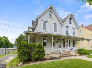 121 E 5th St, Palmyra, NJ
