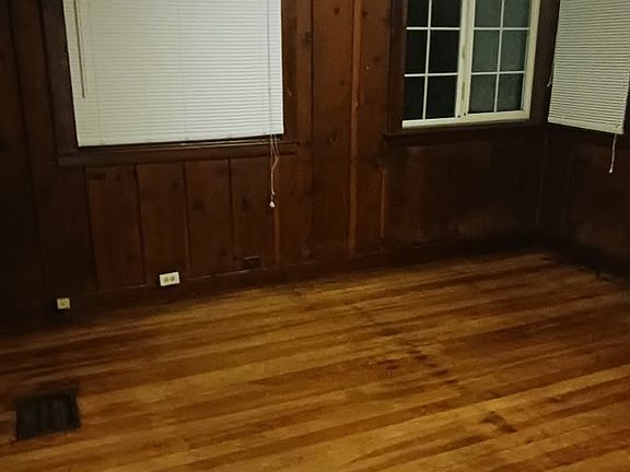 5th image of 660 Jackson St #A