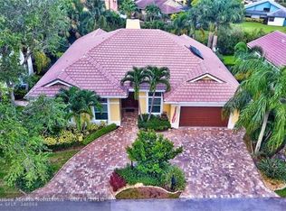 3801 Lancewood Dr, Coral Springs, FL 33065